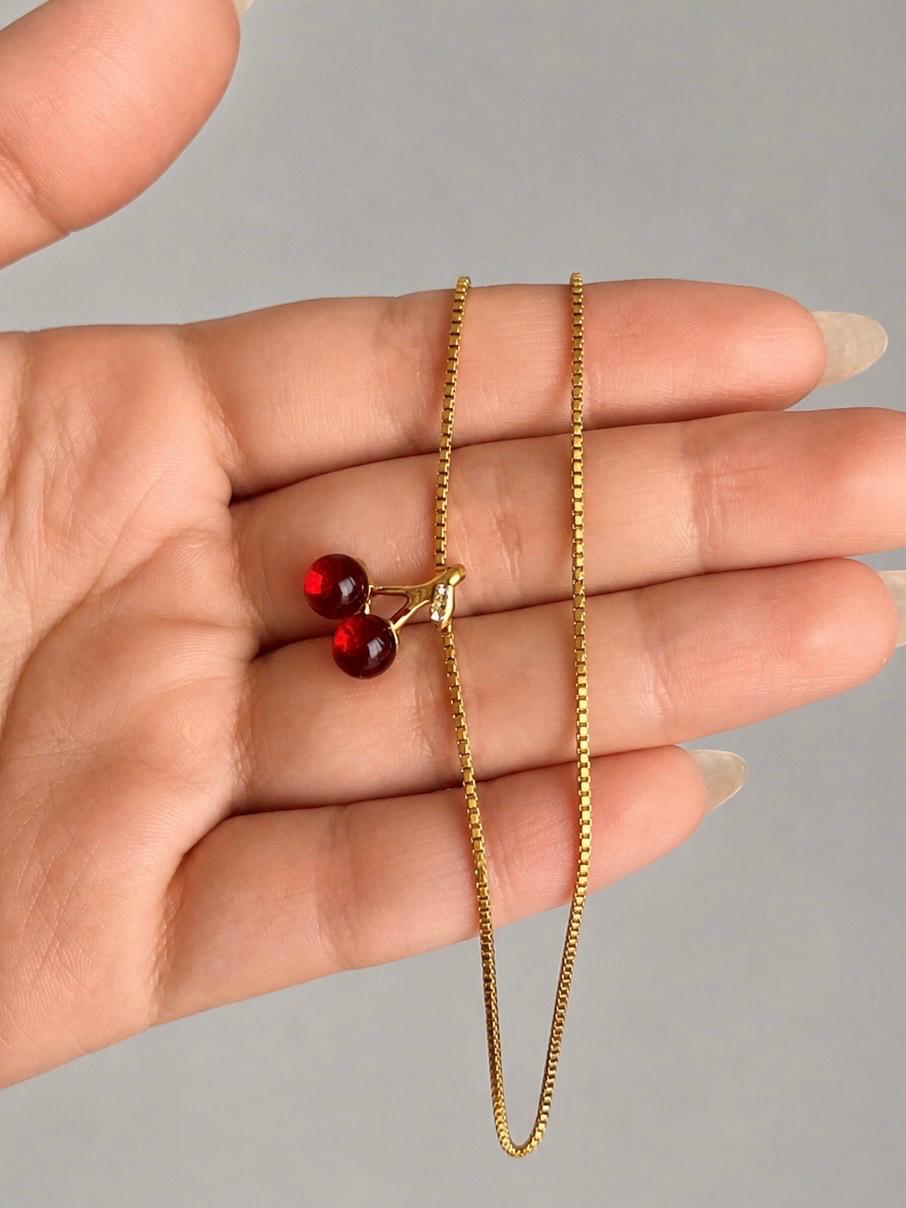 Cadena Cherry Roja